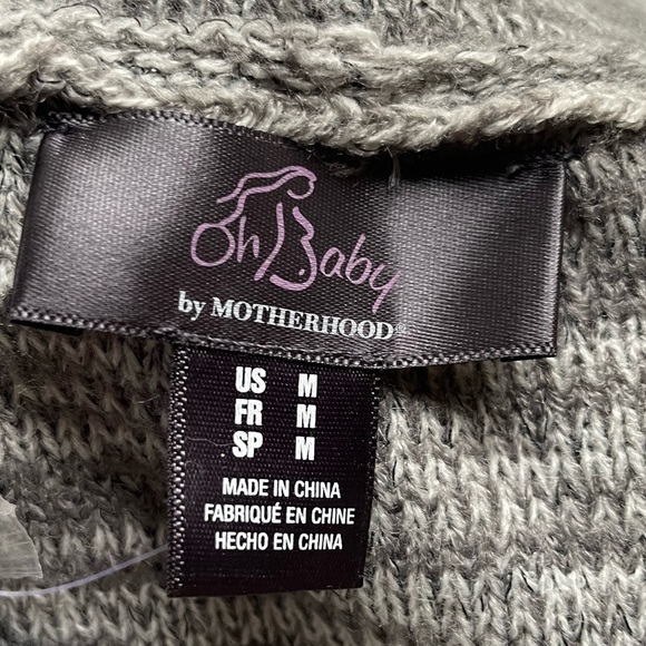 Maternity Oh Baby by
Motherhood™ Cable-Knit Hooded
Sweater Sz M - Picture 7 of 9
